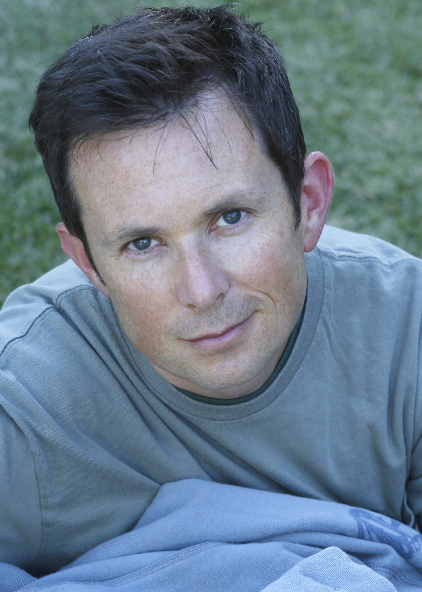 Фото - Дэвид Кауфман: 1463x2048 / 404 Кб