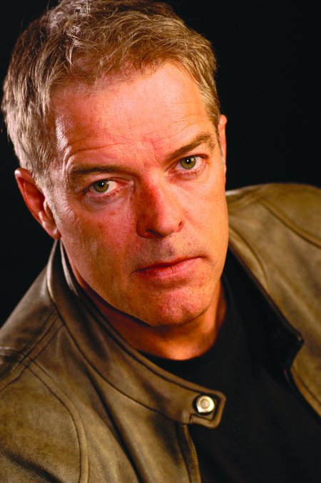 Фото - James Rae: 450x677 / 56 Кб