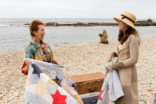 Фото - Кэти Бейкер: 322x214 / 22 Кб