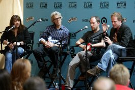 Фото - Стюарт Коуплэнд: 265x176 / 17 Кб