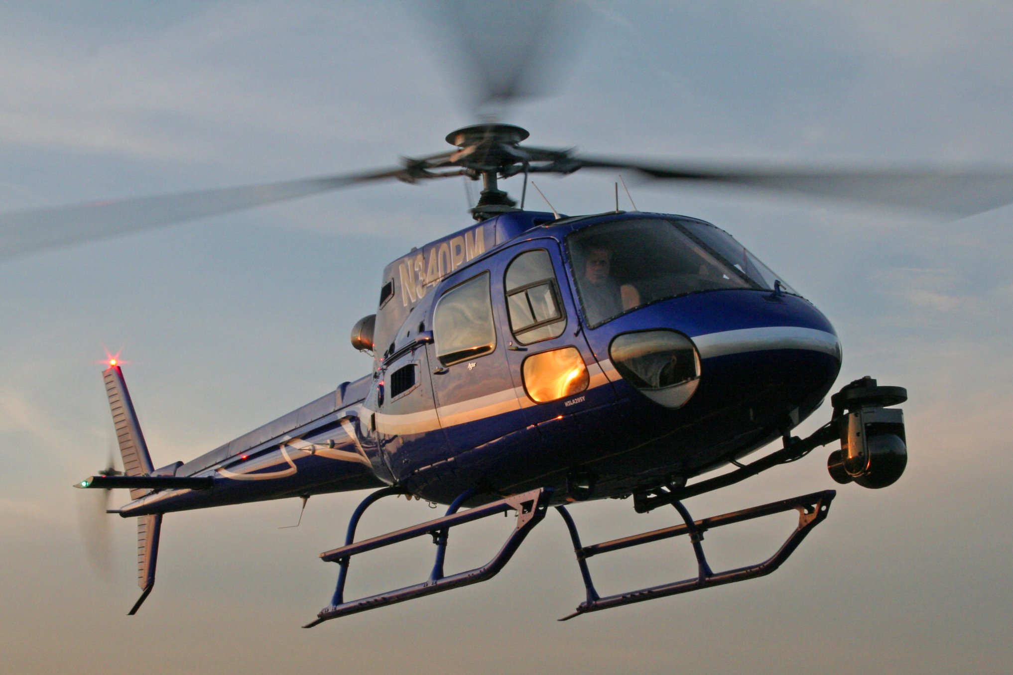 Фото - Peter McKernan: 2034x1356 / 281 Кб