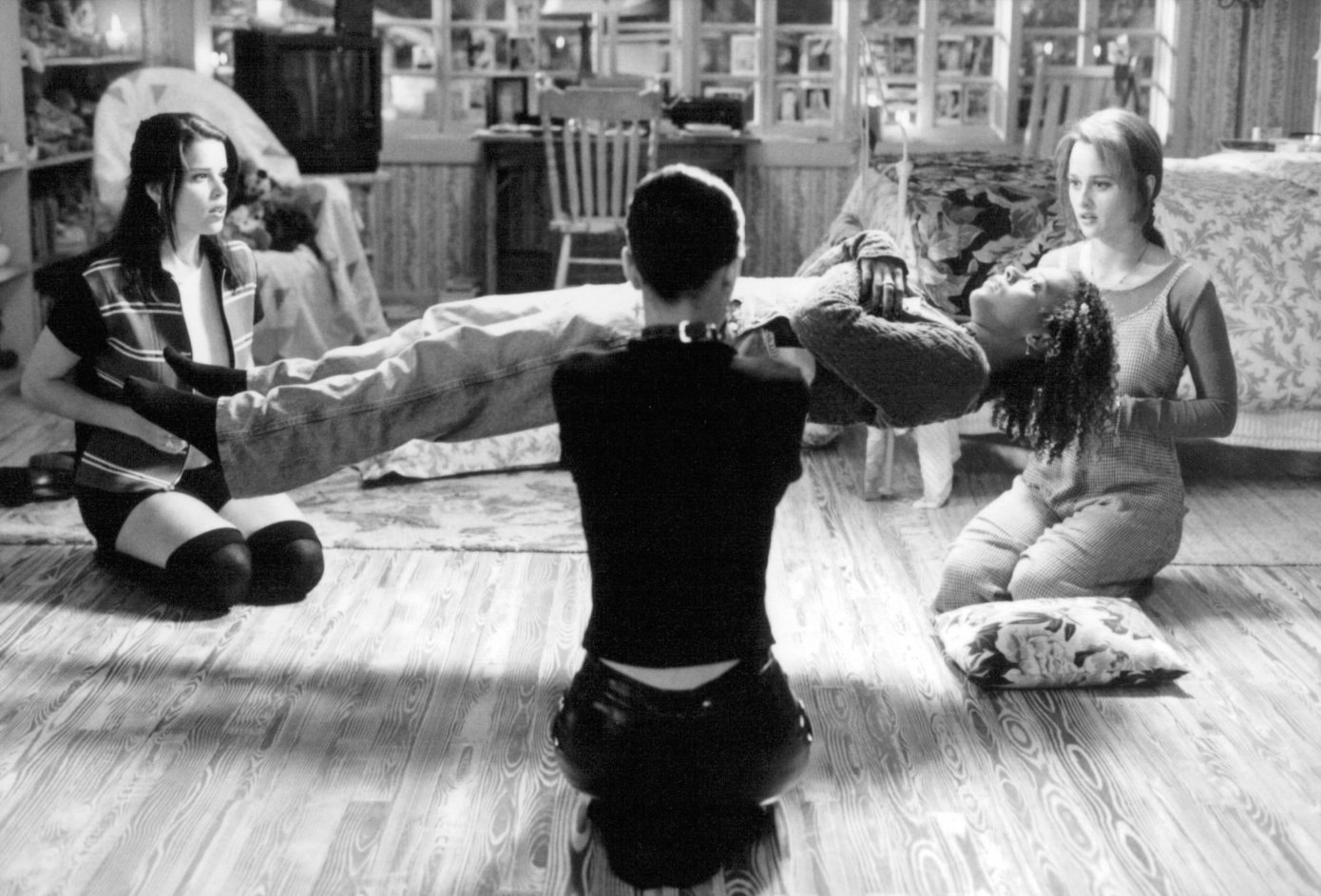 Фото - Рэйчел Тру: 1390x943 / 224 Кб