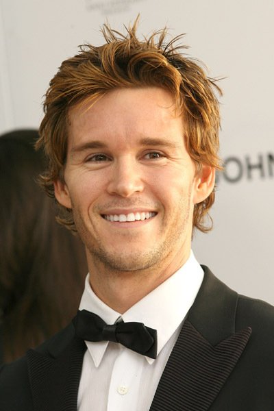 Фото - Райан Квантен: 400x600 / 37 Кб