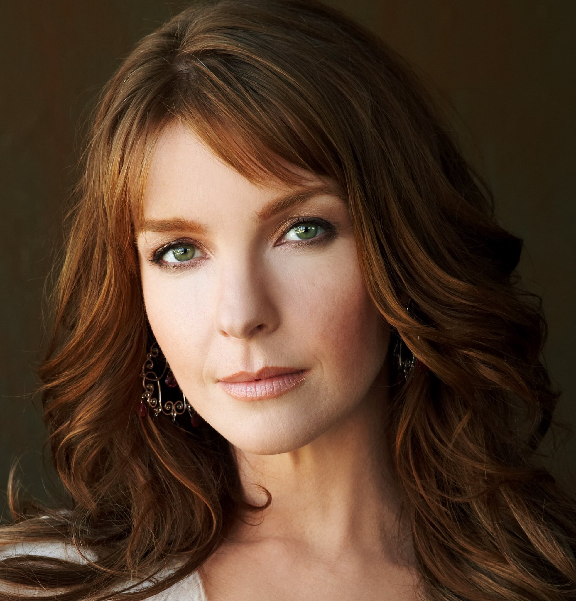 Фото - Жаклин МакКензи: 1963x2048 / 506 Кб