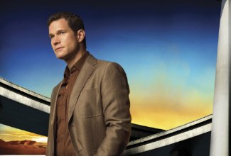 Фото - Дилан Уолш: 325x220 / 14 Кб