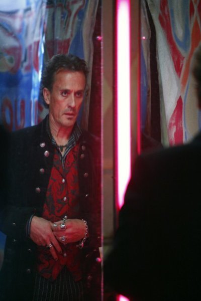 Фото - Роберт Неппер: 400x600 / 31 Кб