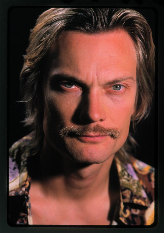 Фото - Yan Birch: 562x800 / 67 Кб