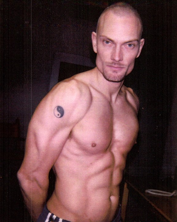 Фото - Yan Birch: 576x723 / 73 Кб