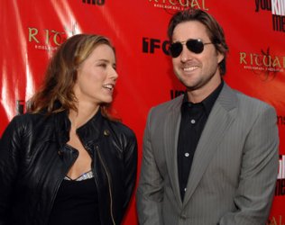 Фото - Теа Леони: 316x250 / 18 Кб