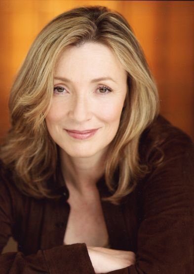 Фото - Кэти Митчелл: 393x555 / 30 Кб