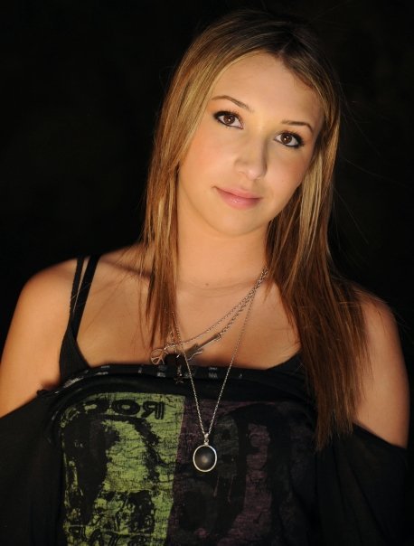 Фото - Эшли Эднер: 458x604 / 41 Кб