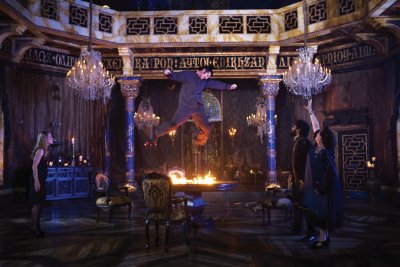 Фото - Элисон Ломан: 400x267 / 29 Кб