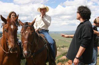 Фото - Элисон Ломан: 321x212 / 19 Кб