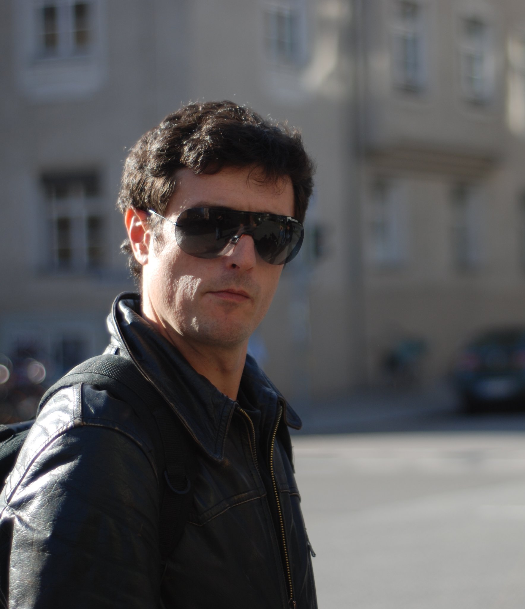 Фото - Адриано Карвальо: 1768x2048 / 260 Кб