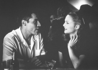 Фото - Хизер Грэм: 341x245 / 14 Кб