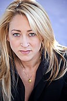 Фото - Дженнифер Бланк: 140x210 / 11 Кб