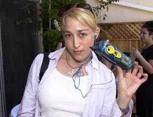 Фото - Дженнифер Бланк: 305x233 / 19 Кб