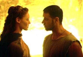 Фото - Конни Нильсен: 345x238 / 15 Кб