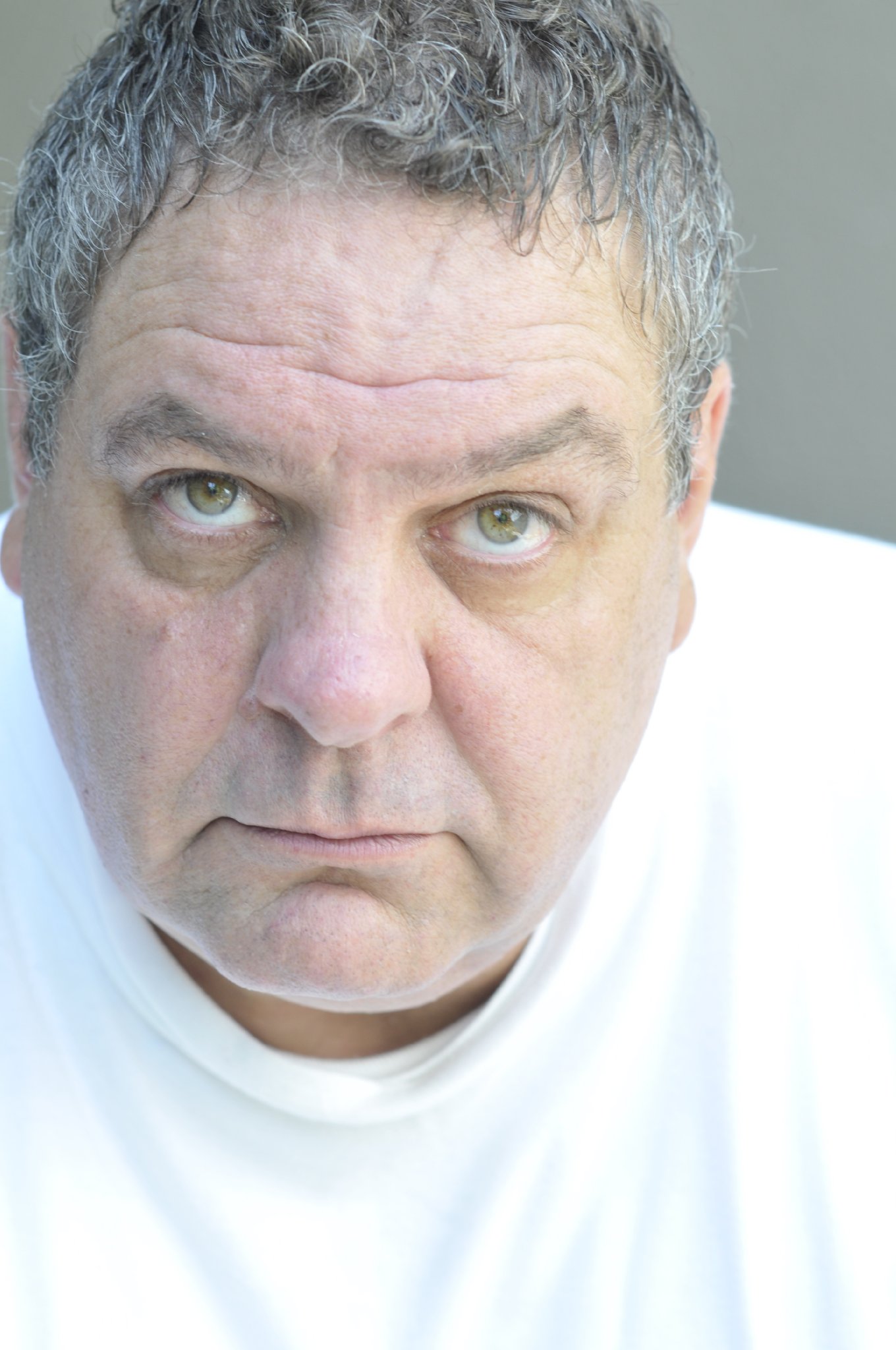 Фото - Сэм Дуглас: 1360x2048 / 261 Кб