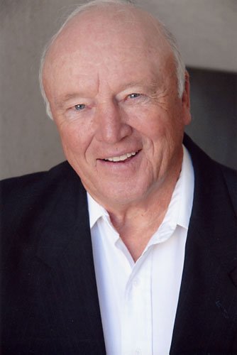 Фото - Том Финнегэн: 334x500 / 21 Кб