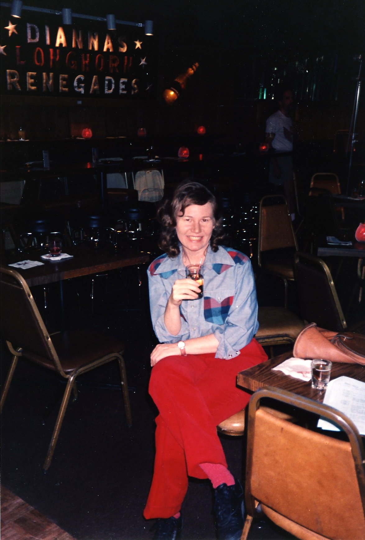 Фото - Роберта Бэссин: 1174x1735 / 225 Кб