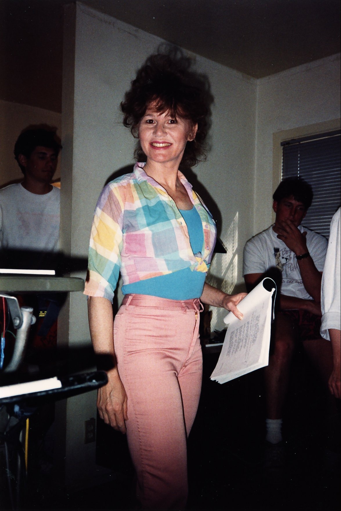 Фото - Роберта Бэссин: 1175x1760 / 262 Кб