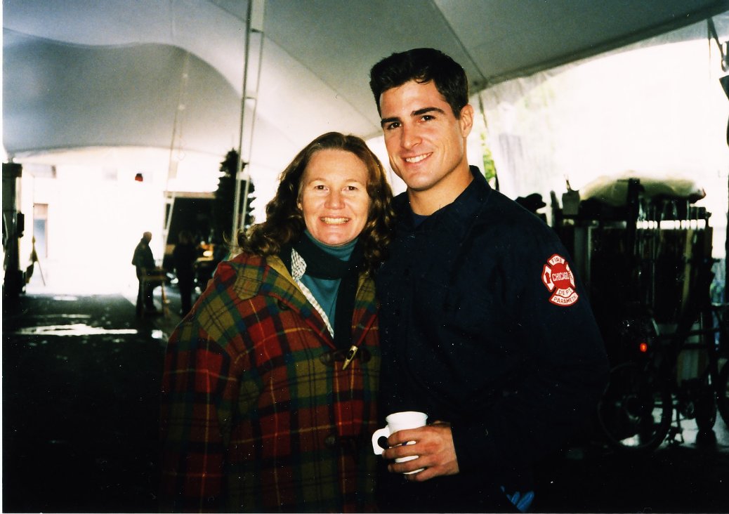 Фото - Роберта Бэссин: 1038x732 / 103 Кб