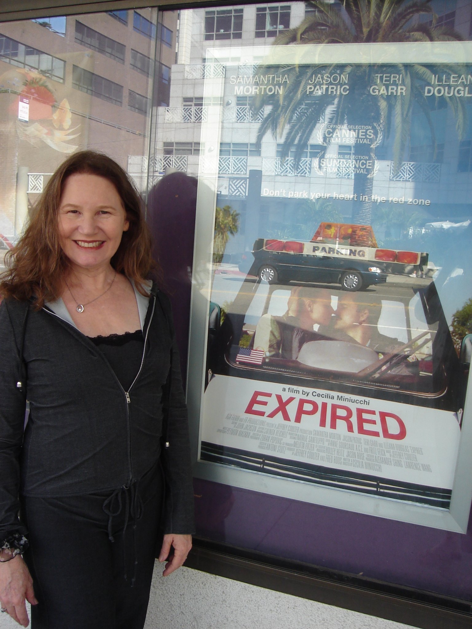 Фото - Роберта Бэссин: 1536x2048 / 430 Кб