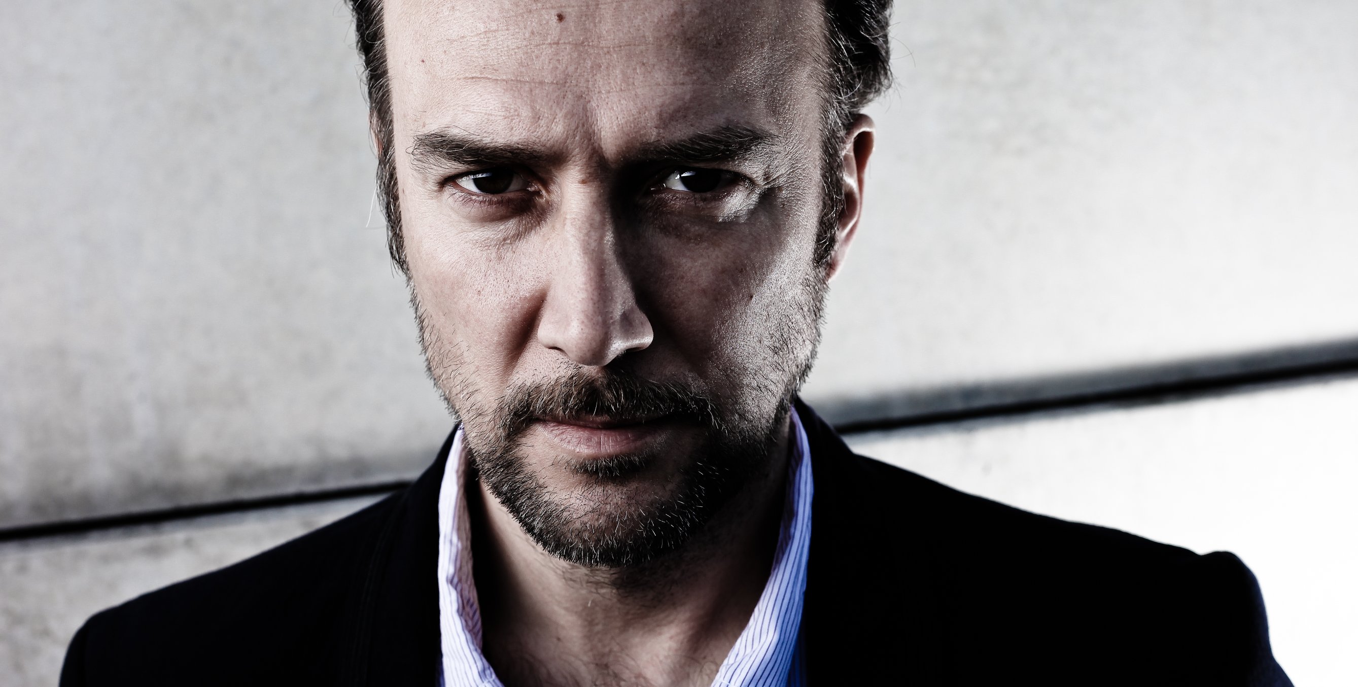 Фото - Carlos Leal: 2677x1354 / 417 Кб