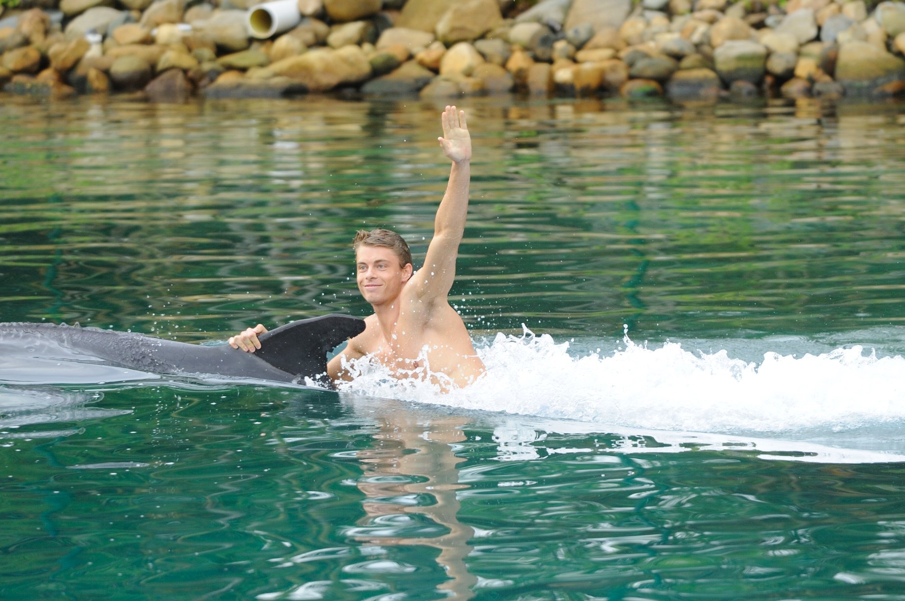 Фото - Люк Митчелл: 1848x1227 / 365 Кб