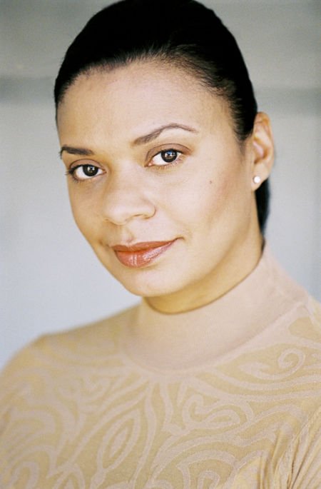 Фото - Ивонн Фэрроу: 450x685 / 36 Кб