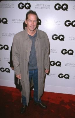 Фото - Д. Б. Суини: 257x400 / 20 Кб