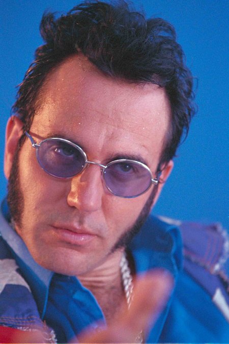 Фото - Jon Jacobs: 450x675 / 56 Кб