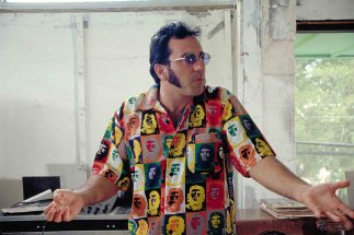 Фото - Jon Jacobs: 323x215 / 21 Кб