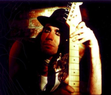 Фото - Jon Jacobs: 384x328 / 22 Кб