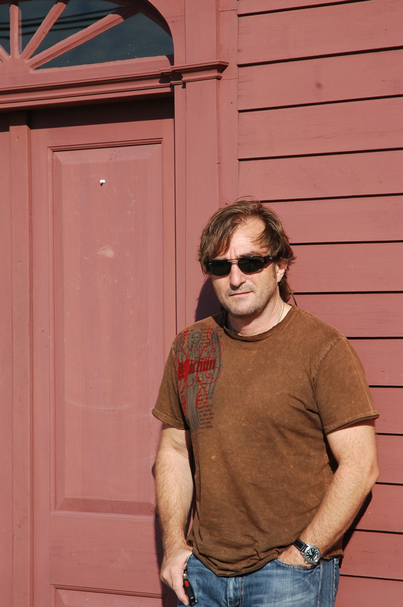 Фото - Gary Levert: 1362x2048 / 309 Кб