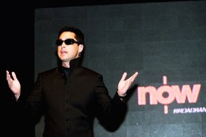 Фото - Майкл Вон: 300x200 / 10 Кб