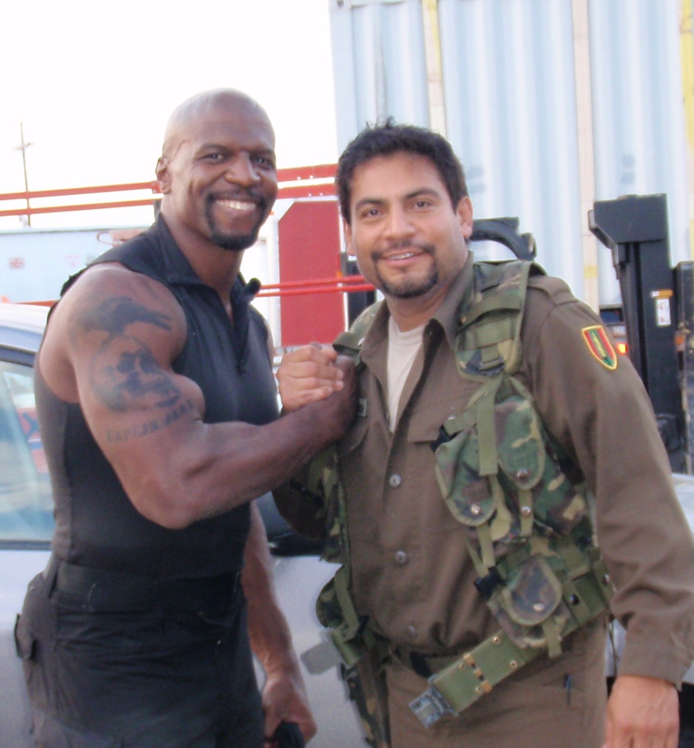 Фото - Эдди Дж. Фернандес: 1414x1525 / 219 Кб