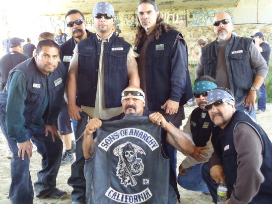 Фото - Эдди Дж. Фернандес: 540x405 / 62 Кб