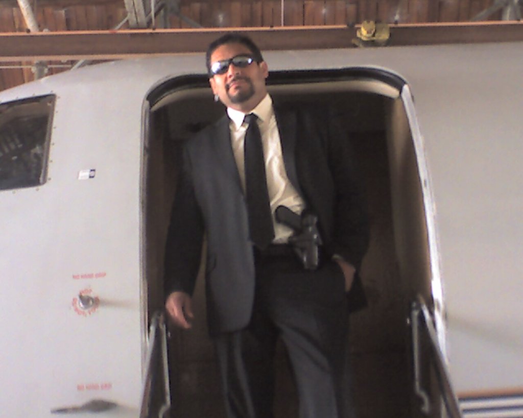 Фото - Эдди Дж. Фернандес: 1024x819 / 74 Кб