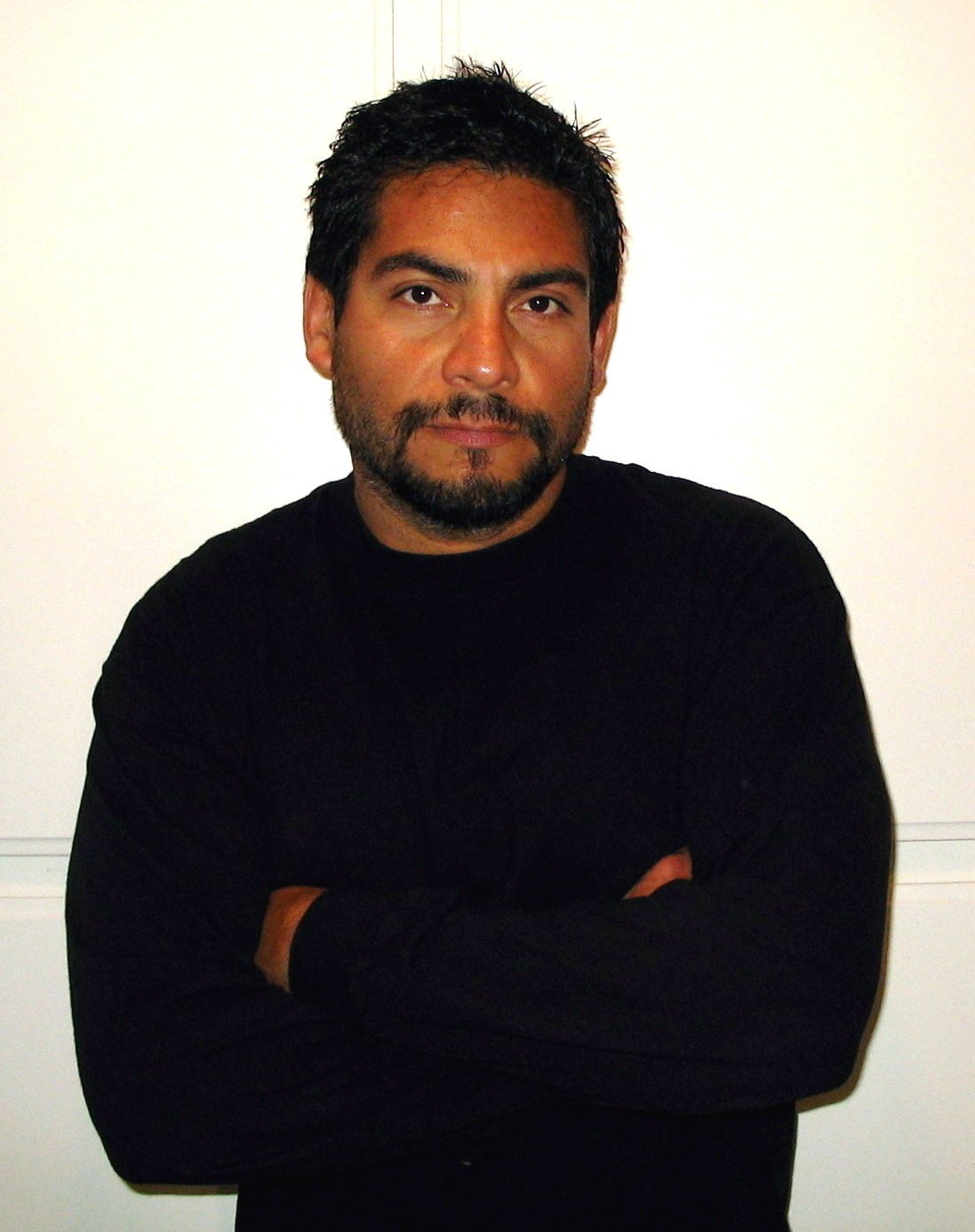 Фото - Эдди Дж. Фернандес: 1097x1386 / 147 Кб