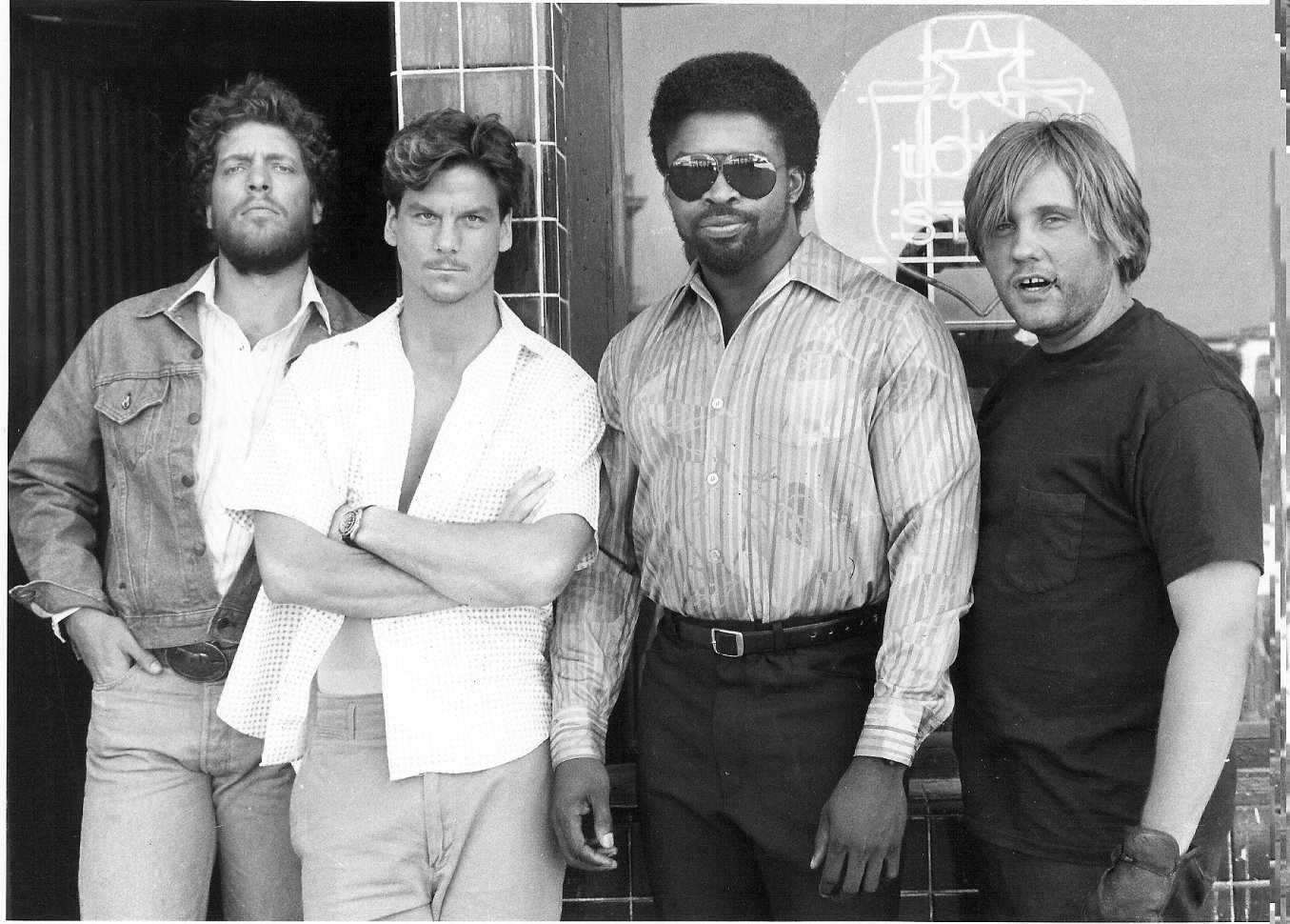 Фото - Мэтт Малхерн: 1355x970 / 318 Кб