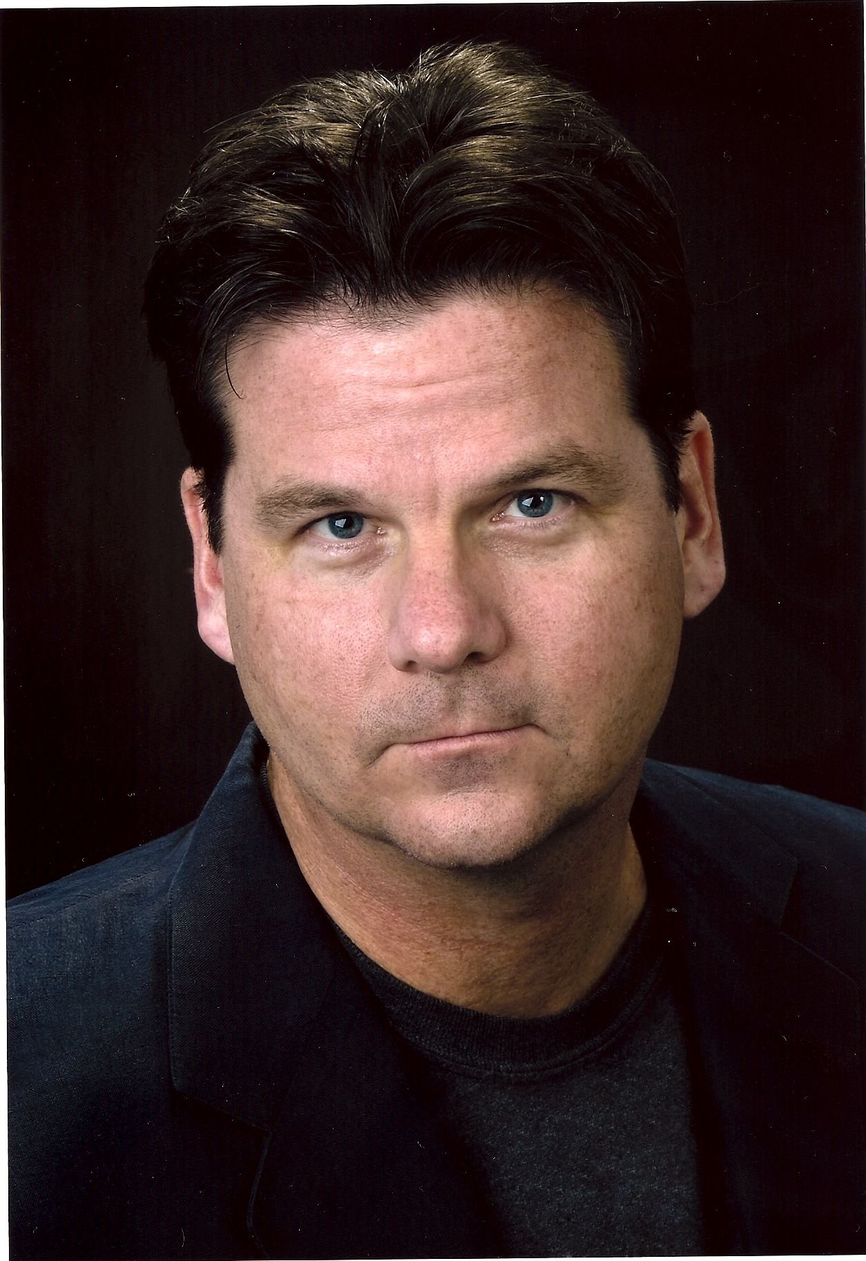 Фото - Мэтт Малхерн: 1254x1824 / 327 Кб