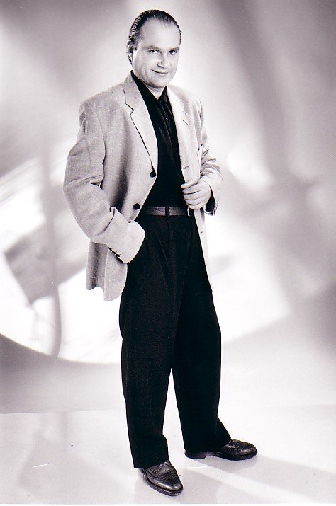 Фото - Сэм Спигел: 474x715 / 53 Кб