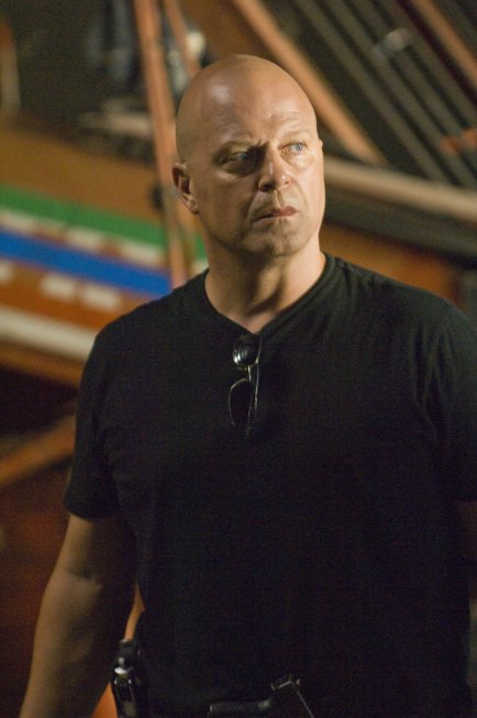 Фото - Майкл Чиклис: 434x653 / 41 Кб