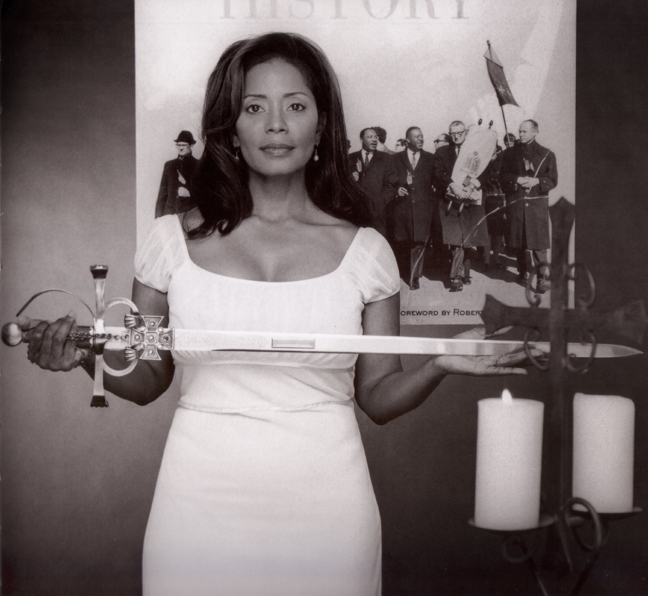 Фото - Донзали Эбернэти: 2225x2048 / 477 Кб