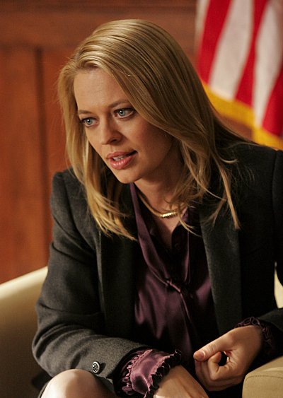 Фото - Джери Райан: 400x563 / 42 Кб