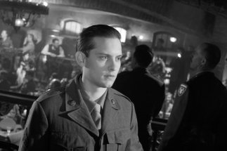 Фото - Тоби Магуайр: 323x215 / 14 Кб