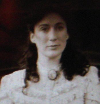 Фото - Синди Бэр: 348x365 / 17 Кб