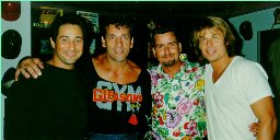 Фото - Пит Антико: 256x128 / 13 Кб